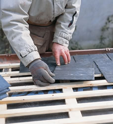 travaux de toiture à Bois le Roi 77